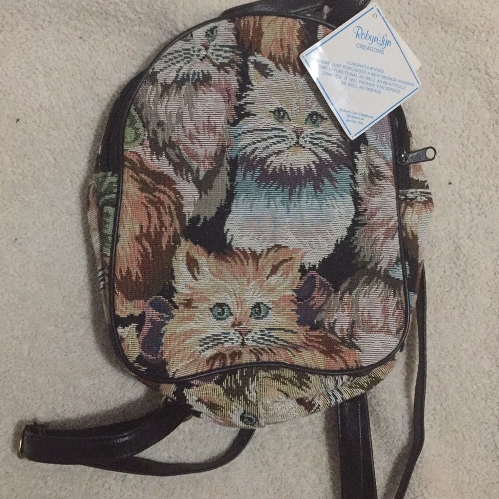 A Brand new hand crafted kitten handbag